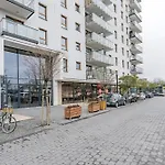 Glow Apartments, Nowa Letnica