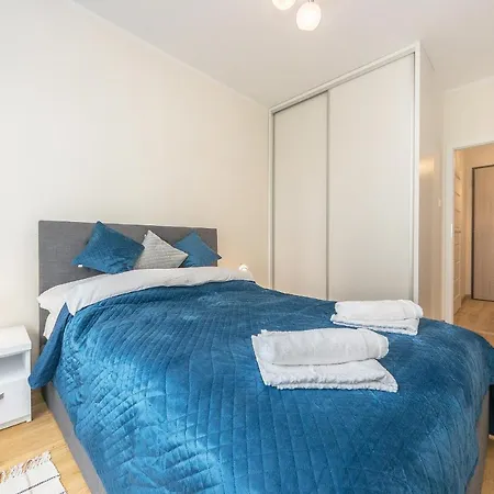 Glow Apartments, Nowa Letnica Apartment *