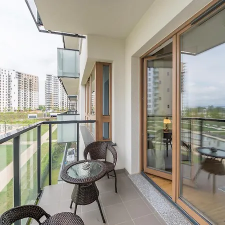 Glow Apartments, Nowa Letnica *