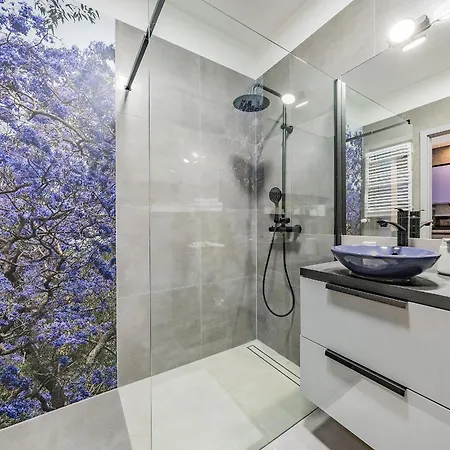 Appartamento Glow Apartments, Nowa Letnica