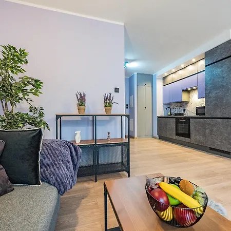 Appartamento Glow Apartments, Nowa Letnica