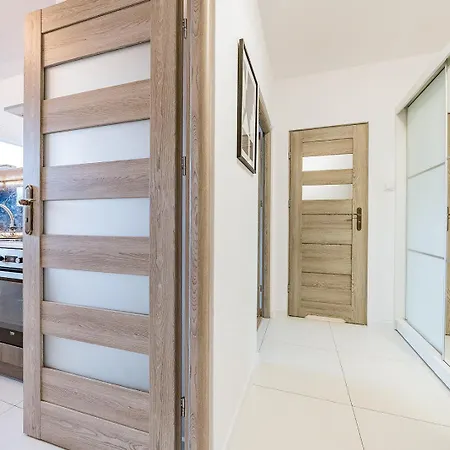 Glow Apartments, Nowa Letnica