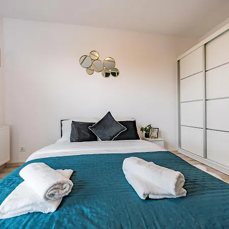 Glow Apartments, Nowa Letnica 아파트