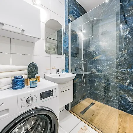 Glow Apartments, Nowa Letnica