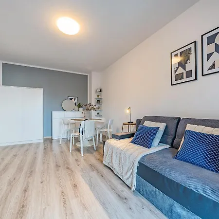 Appartamento Glow Apartments, Nowa Letnica *