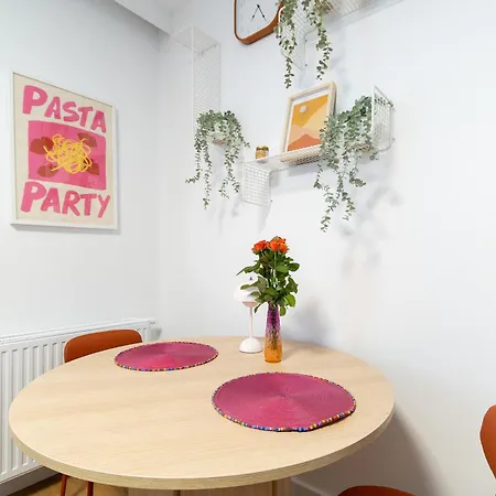 Glow Apartments, Nowa Letnica *