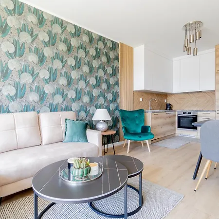 Glow Apartments, Nowa Letnica *