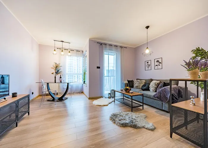 Glow Apartments, Nowa Letnica