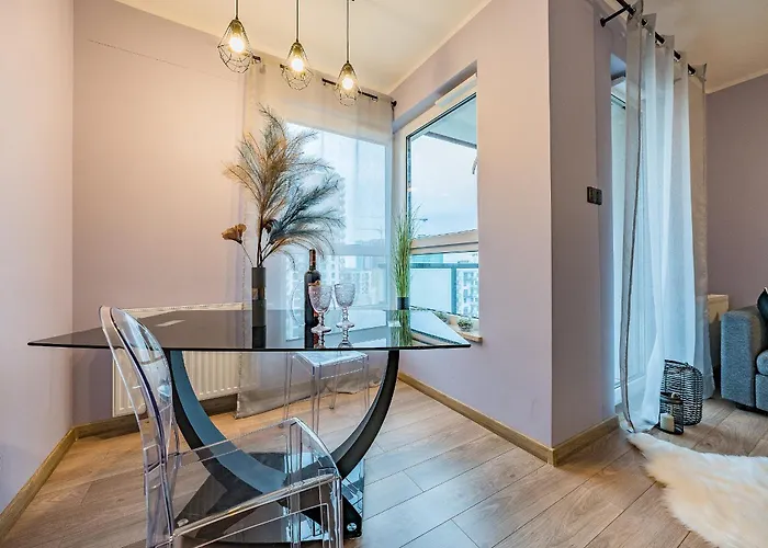 Glow Apartments, Nowa Letnica