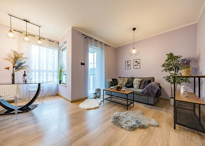 Glow Apartments, Nowa Letnica