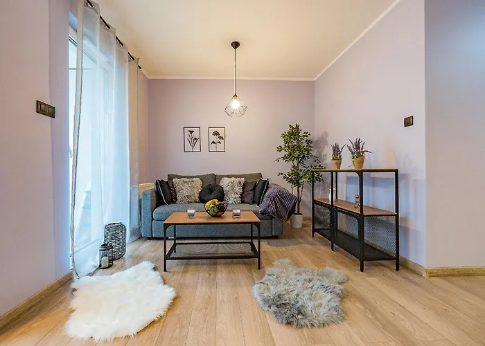 Glow Apartments, Nowa Letnica アパート *