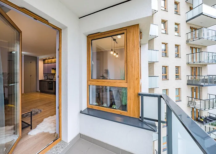 Glow Apartments, Nowa Letnica アパート