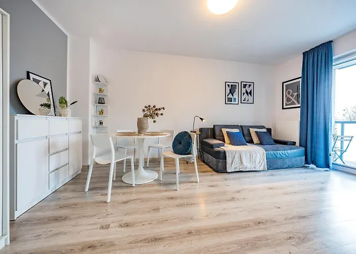 Glow Apartments, Nowa Letnica アパート