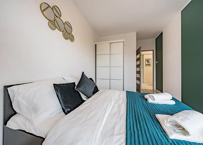 Glow Apartments, Nowa Letnica アパート